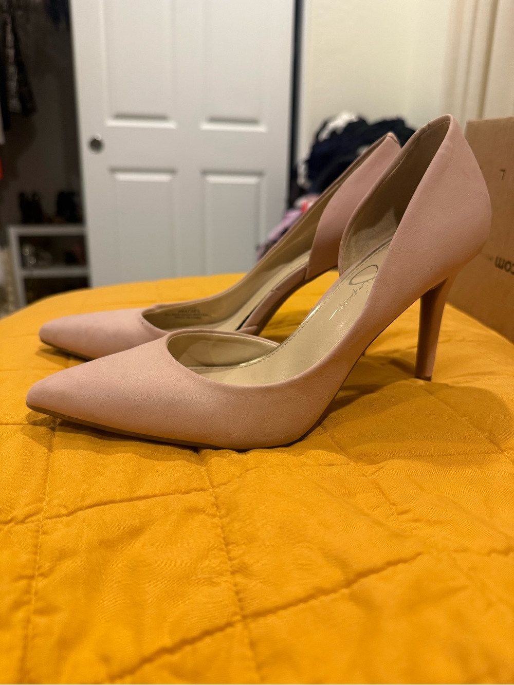 Jessica Simpson Blush Pointed-Toe Pumps - Picture 2 of 4